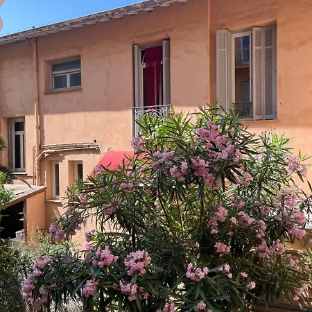 Apartment Le Bennett, T2 A 200 Metres Des Plages *